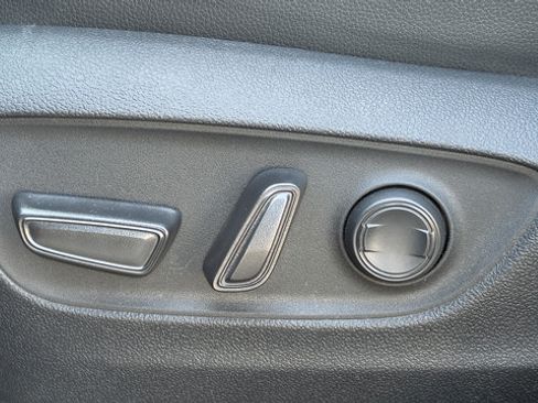 Used 2024 Toyota Grand Highlander AWD image 41