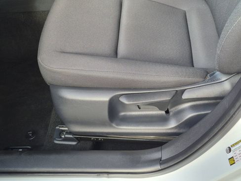 Used 2024 Toyota Corolla LE FWD image 12