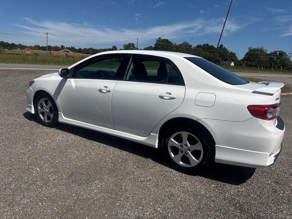 Used 2013 Toyota Corolla S FWD image 7