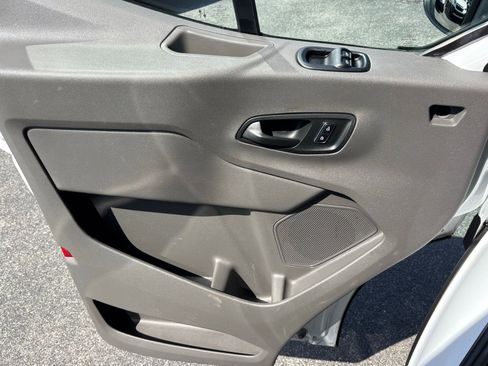 Certified 2024 Ford Transit 350 XLT RWD image 17