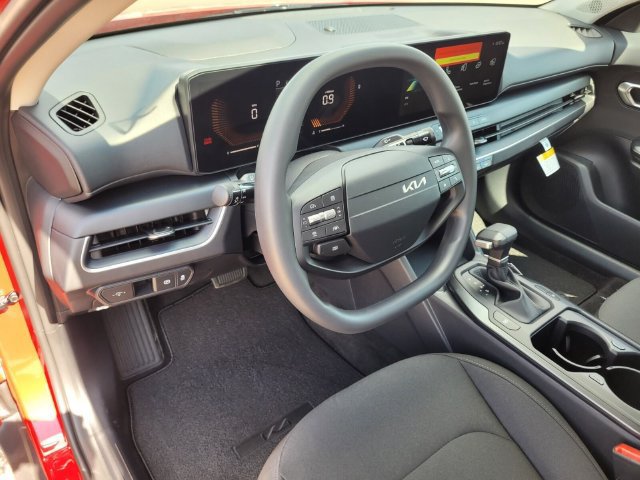New 2026 Kia K4 FWD image 9