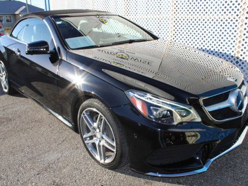 Used 2016 Mercedes-Benz E 400 Cabriolet image 2