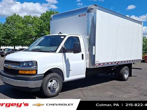 New 2025 Chevrolet Express 3500 w/ Power Convenience Package image 4