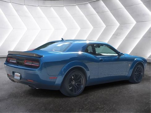 Used 2022 Dodge Challenger R/T Scat Pack RWD image 3