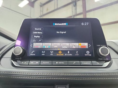 Used 2023 Nissan Rogue SV AWD/4WD image 21