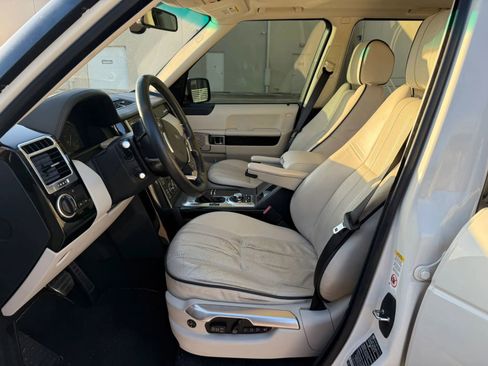 Used 2010 Land Rover Range Rover Supercharged AWD/4WD image 10