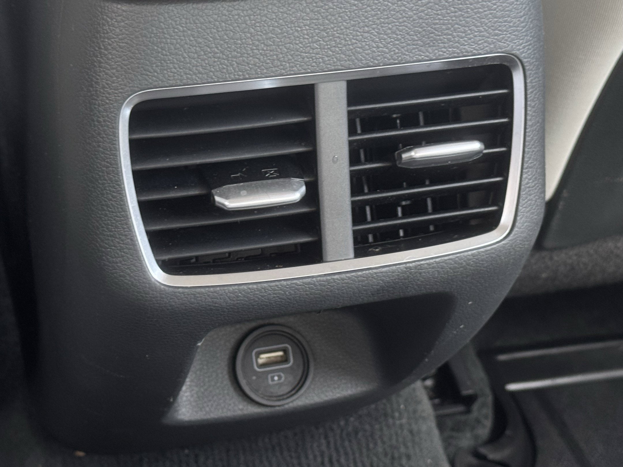 Used 2023 Hyundai Sonata SEL FWD image 32