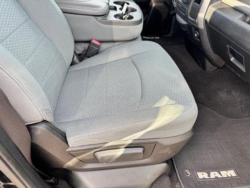 Used 2014 RAM 1500 Express image 16