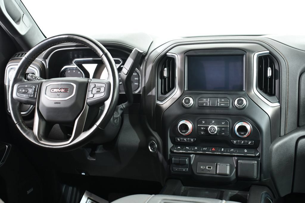 Used 2021 GMC Sierra 1500 AT4 w/ AT4 Premium Package AWD/4WD image 8