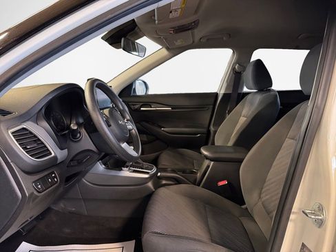 Certified 2023 Kia Seltos LX image 12