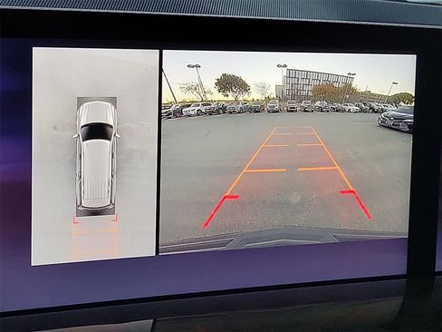 Used 2025 Cadillac Escalade Sport Platinum w/ LPO, ONYX Package image 18