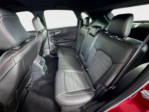 Used 2021 Ford Edge ST-Line image 22