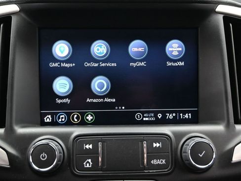 Used 2024 GMC Terrain SLT AWD/4WD image 42