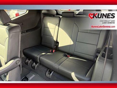 New 2026 GMC Acadia Elevation w/ Black Edition AWD/4WD image 15