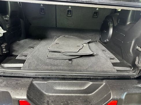 Used 2022 Jeep Wrangler Unlimited Sahara w/ Dual Top Group image 26