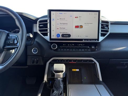 Used 2024 Toyota Sequoia Limited image 15