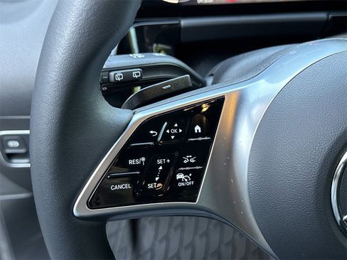 Certified 2025 Mercedes-Benz GLA 250 image 26