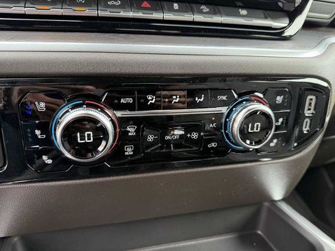 New 2026 GMC Sierra 1500 SLT w/ SLT Premium Plus Package image 9