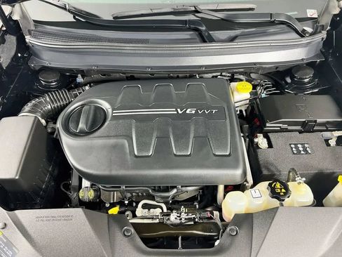 Used 2020 Jeep Cherokee Limited FWD image 29
