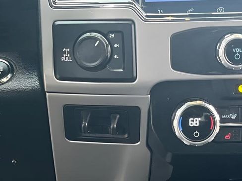 Used 2022 Ford F250 Lariat w/ Tremor Off-Road Package image 28