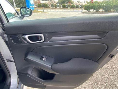 Used 2025 Honda Civic Sport image 16