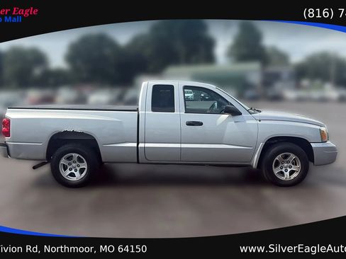 Used 2006 Dodge Dakota SLT RWD image 6
