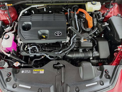 Certified 2025 Toyota Crown Signia Limited w/ Advanced Technology Package image 10