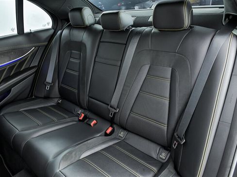 Used 2018 Mercedes-Benz E 63 AMG S image 22