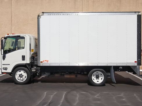 Used 2024 Isuzu NPR RWD image 5