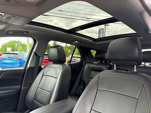Used 2019 Chevrolet Equinox Premier AWD/4WD image 16