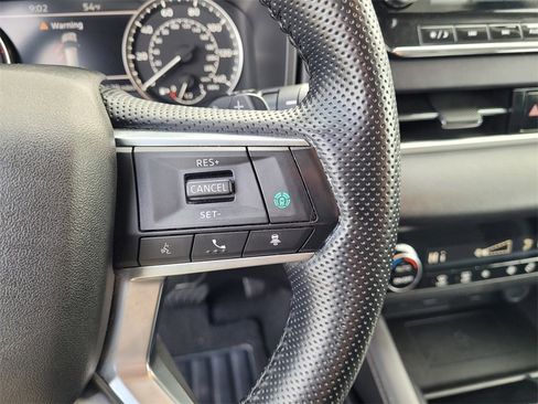 Used 2024 Mitsubishi Outlander SE image 22