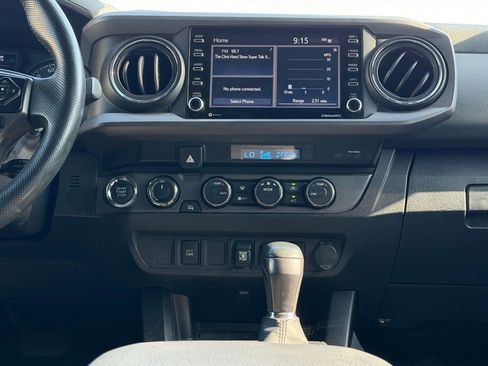 Used 2022 Toyota Tacoma TRD Off-Road image 21