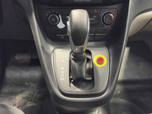Used 2020 Ford Transit Connect XL FWD image 15