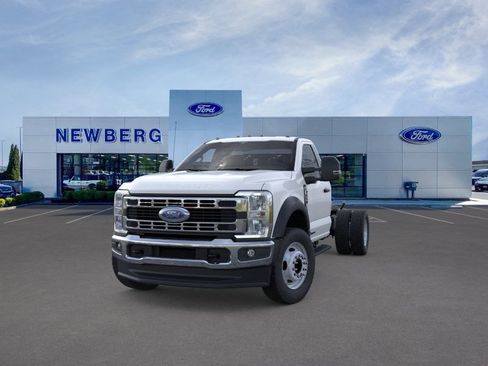 New 2026 Ford F550 4x4 Regular Cab Super Duty image 4