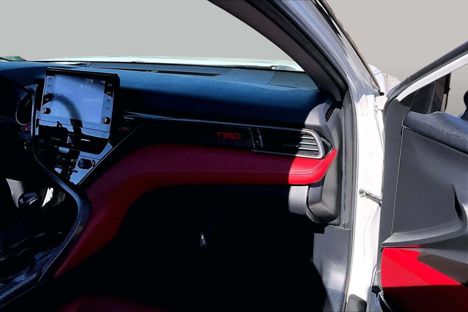 Used 2021 Toyota Camry XSE w/ Navigation Package FWD image 18