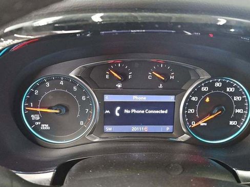 Used 2023 Chevrolet Traverse RS AWD/4WD image 16