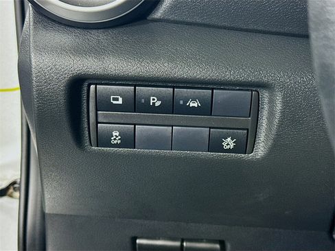 Used 2024 Nissan Versa S w/ Electronics Package image 17