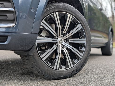 Used 2022 Volvo XC90 T8 Inscription w/ Advanced Package image 38