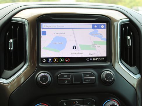 Used 2023 Chevrolet Silverado 3500 High Country image 34