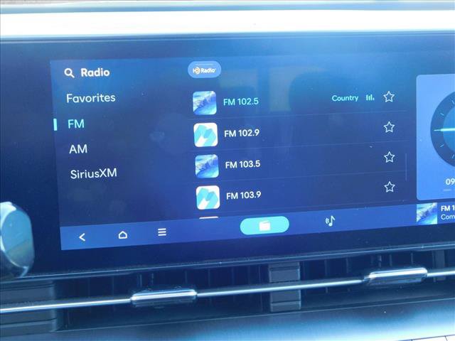 Used 2024 Hyundai Kona SEL FWD image 11