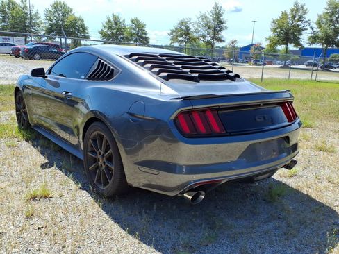 Used 2016 Ford Mustang GT w/ Black Accent Package RWD image 4