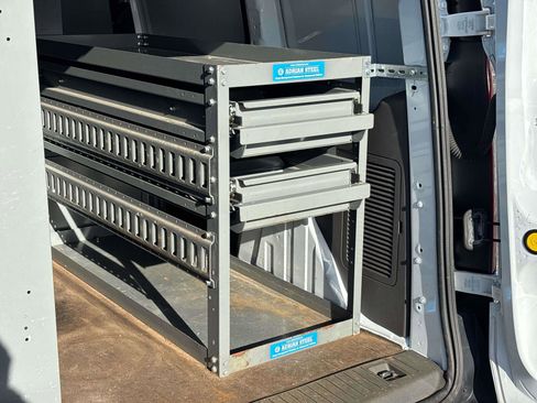 Used 2020 Ford Transit Connect XL image 9