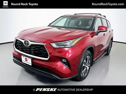 Used 2025 Toyota Highlander XLE