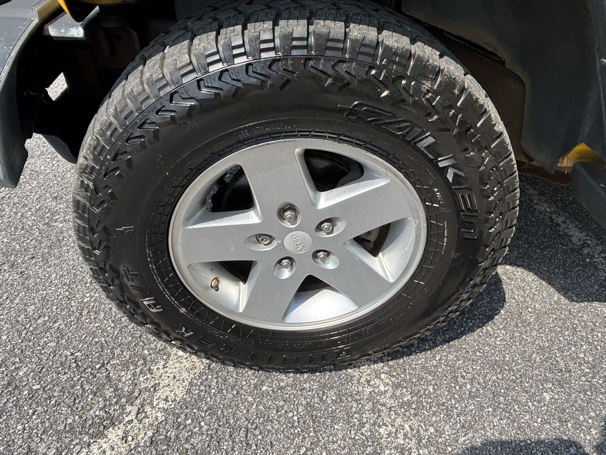 Used 2008 Jeep Wrangler Unlimited X AWD/4WD image 23
