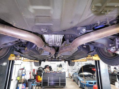 Used 2009 Dodge Challenger SRT8 w/ SRT Option Group II RWD image 15