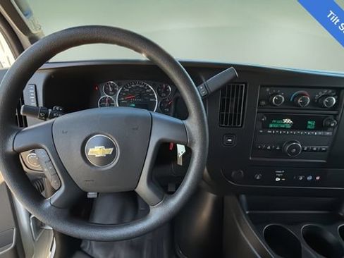 Used 2024 Chevrolet Express 2500 w/ Driver Convenience Package RWD image 10