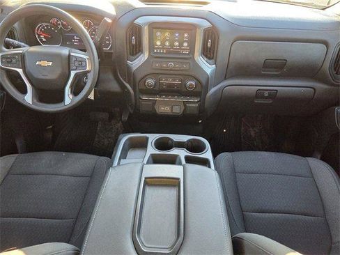 Used 2022 Chevrolet Silverado 1500 Custom w/ Safety Confidence Package image 12