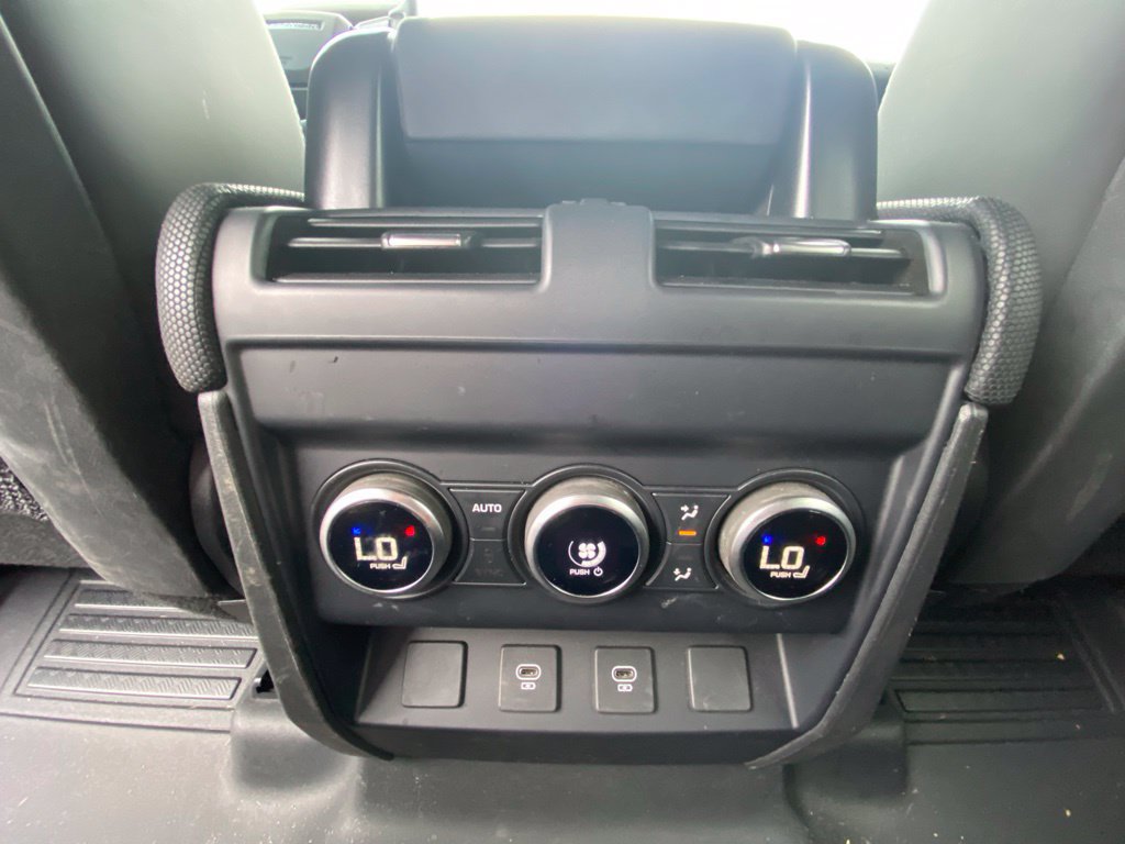 Used 2025 Land Rover Defender 130 Outbound AWD/4WD image 25