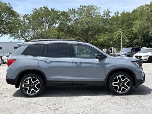 Used 2022 Honda Passport Elite image 2