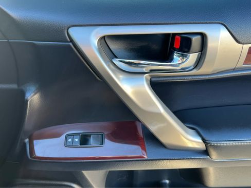 Used 2017 Lexus GX 460 Luxury image 18